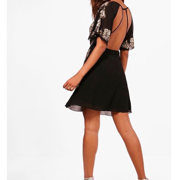 NWT Boohoo Sequin Skater Dress Size 14 - Picture 7 of 8